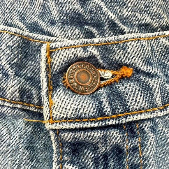 Vtg 90s Levis Jeans 550 Relaxed Fit Cotton Light Wash Blue Denim Mens W36 L34 - Picture 6 of 16